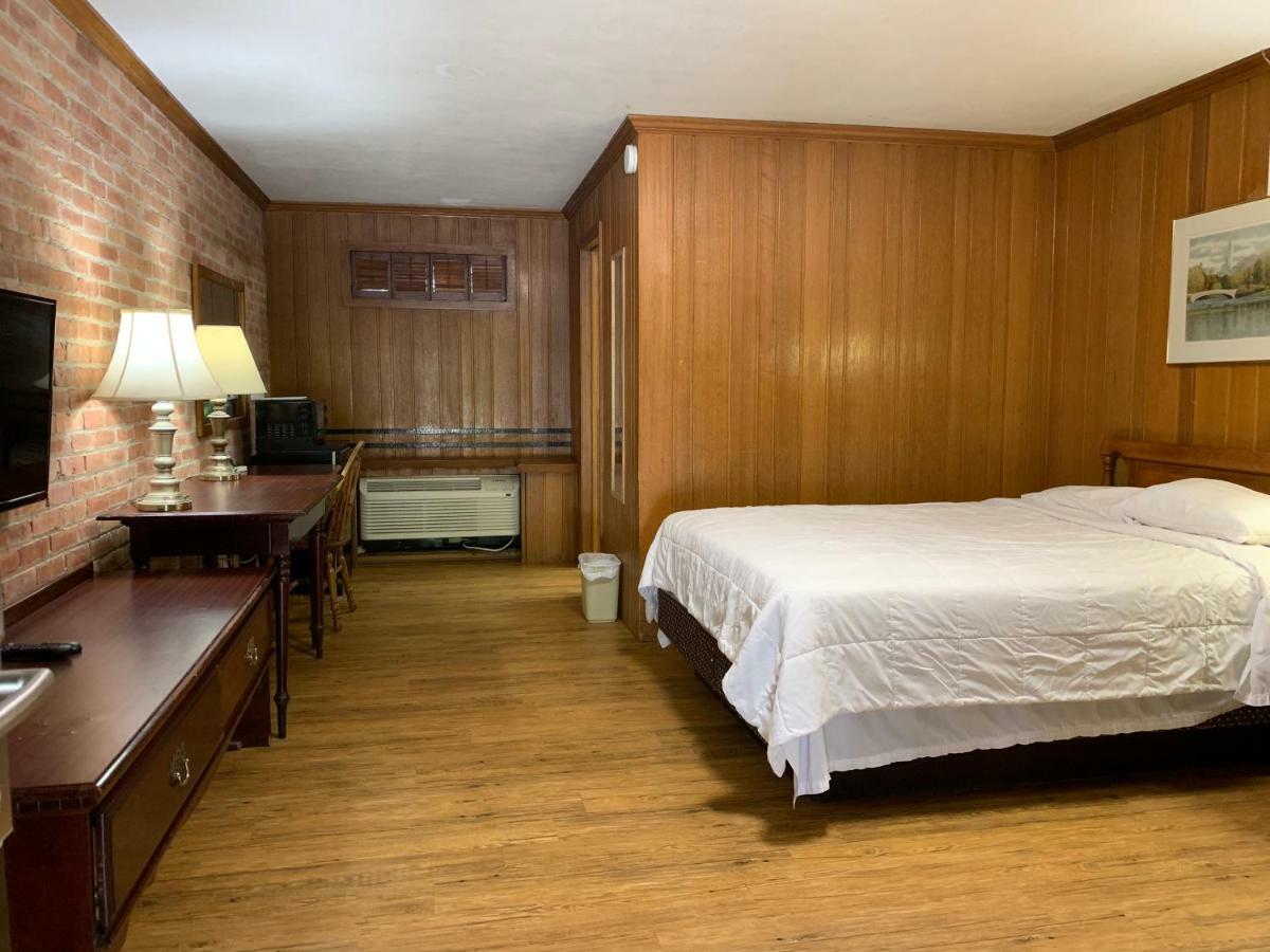 The Lincoln Lodge Urbana 섐페인 외부 사진